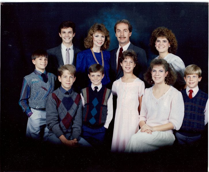 Christensen-Coe Family December 1986.jpg